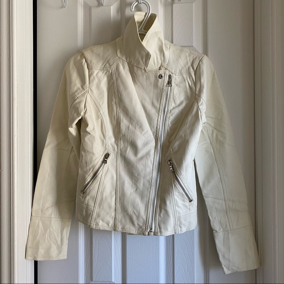 Forever 21 - Faux Leather Jacket - Picture 2 of 14